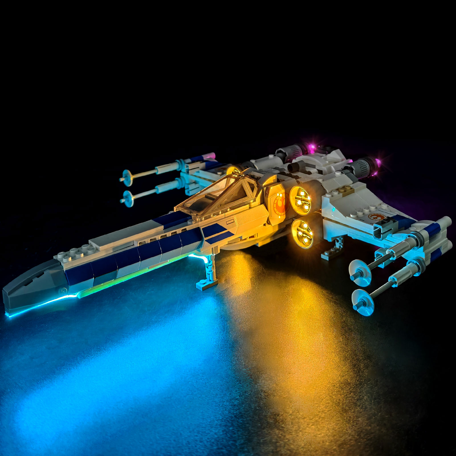 Model Kit X Wing - Kit Lampu LED LYBMTWF Kompatibel dengan