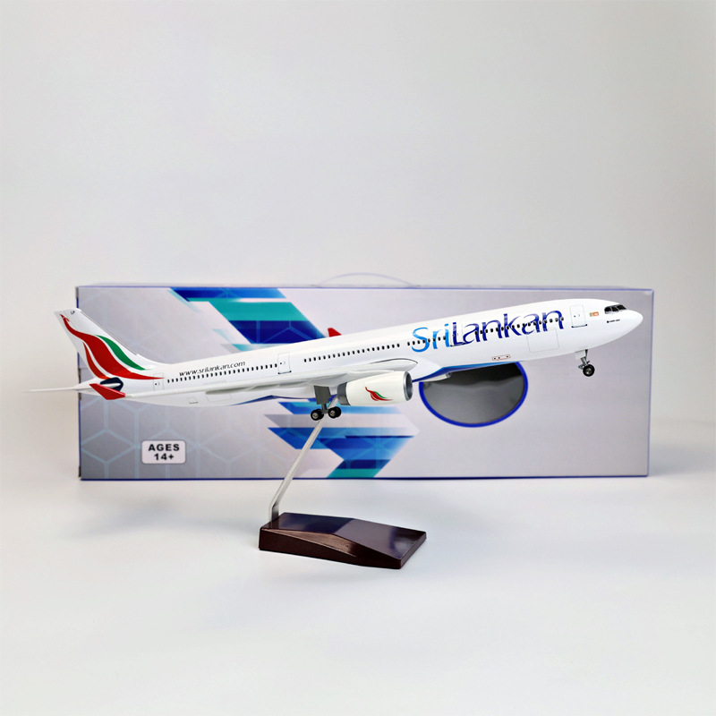 Model Pesawat Terbang A330 Sri - Model Kit Led ulasan dan harga